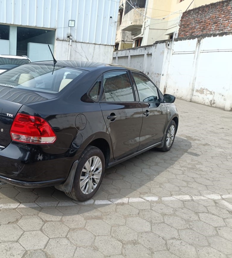 Volkswagen Polo(2014-2015) Highline 1.5l D